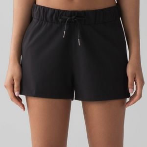 Lululemon On the Fly shorts
